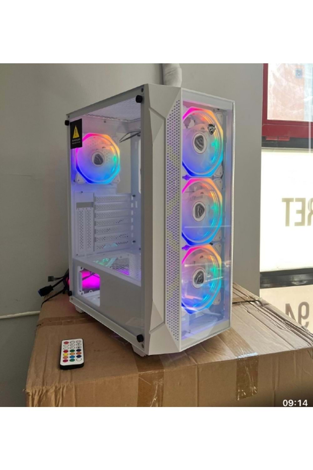 RGB bilgisayar kasası Bayaz kumandalı sarf